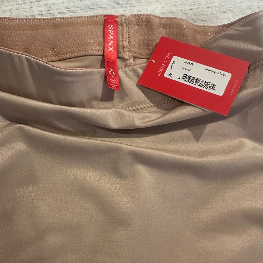 SPANX High waisted Brief Shapewear